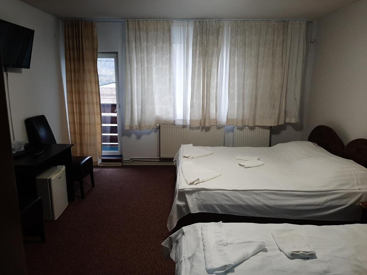 Casa Anemyra Hotel Săcele Екстериор снимка