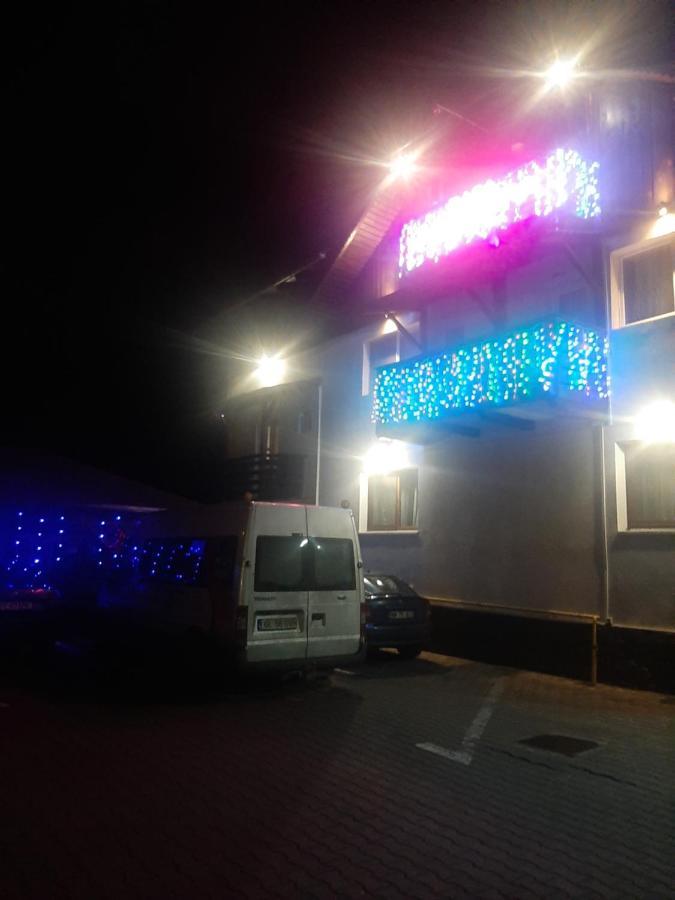 Casa Anemyra Hotel Săcele Екстериор снимка