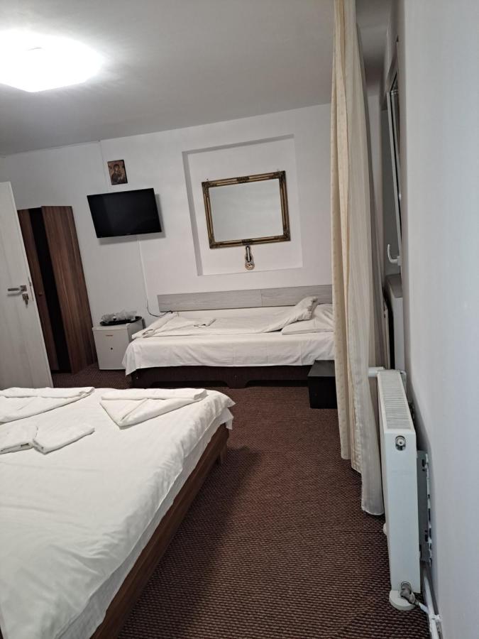 Casa Anemyra Hotel Săcele Екстериор снимка