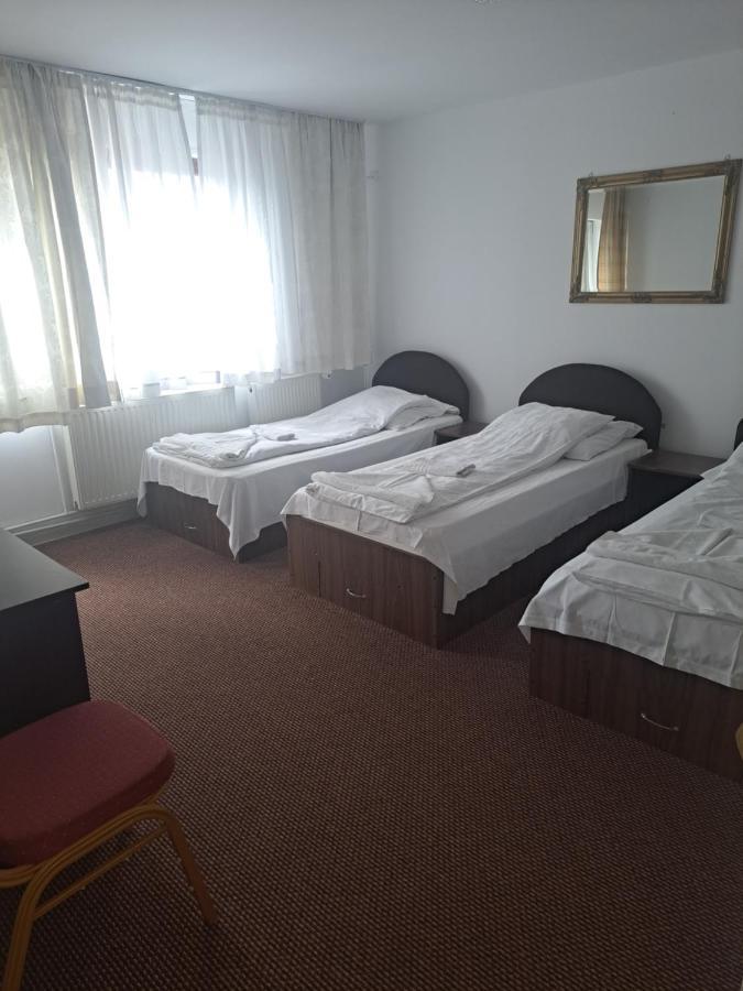 Casa Anemyra Hotel Săcele Екстериор снимка
