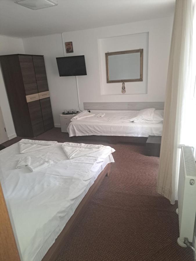 Casa Anemyra Hotel Săcele Екстериор снимка