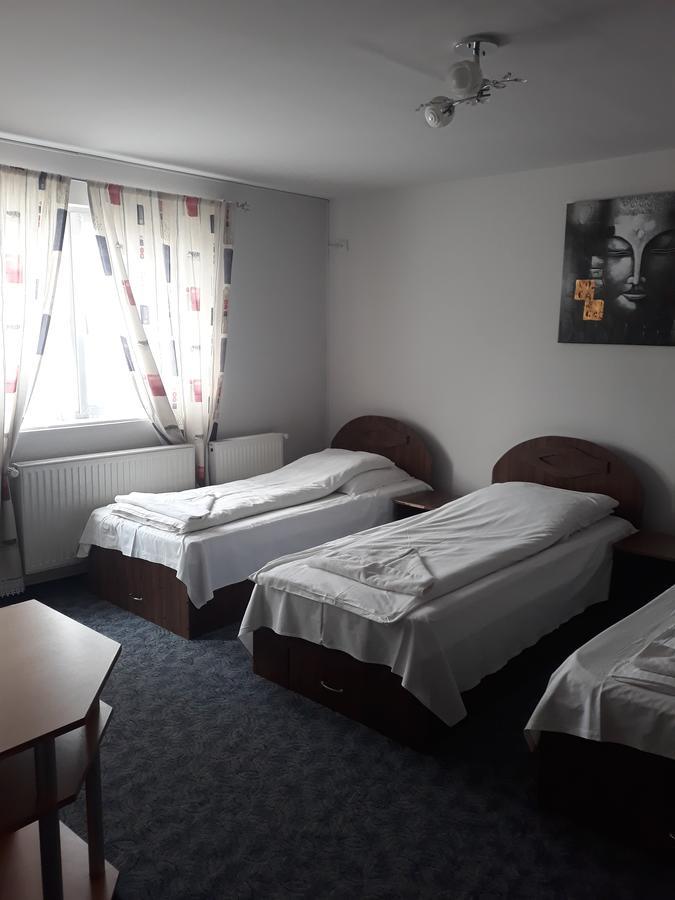 Casa Anemyra Hotel Săcele Екстериор снимка