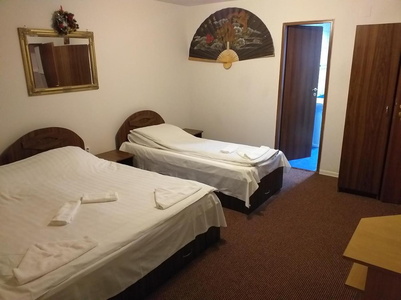 Casa Anemyra Hotel Săcele Екстериор снимка