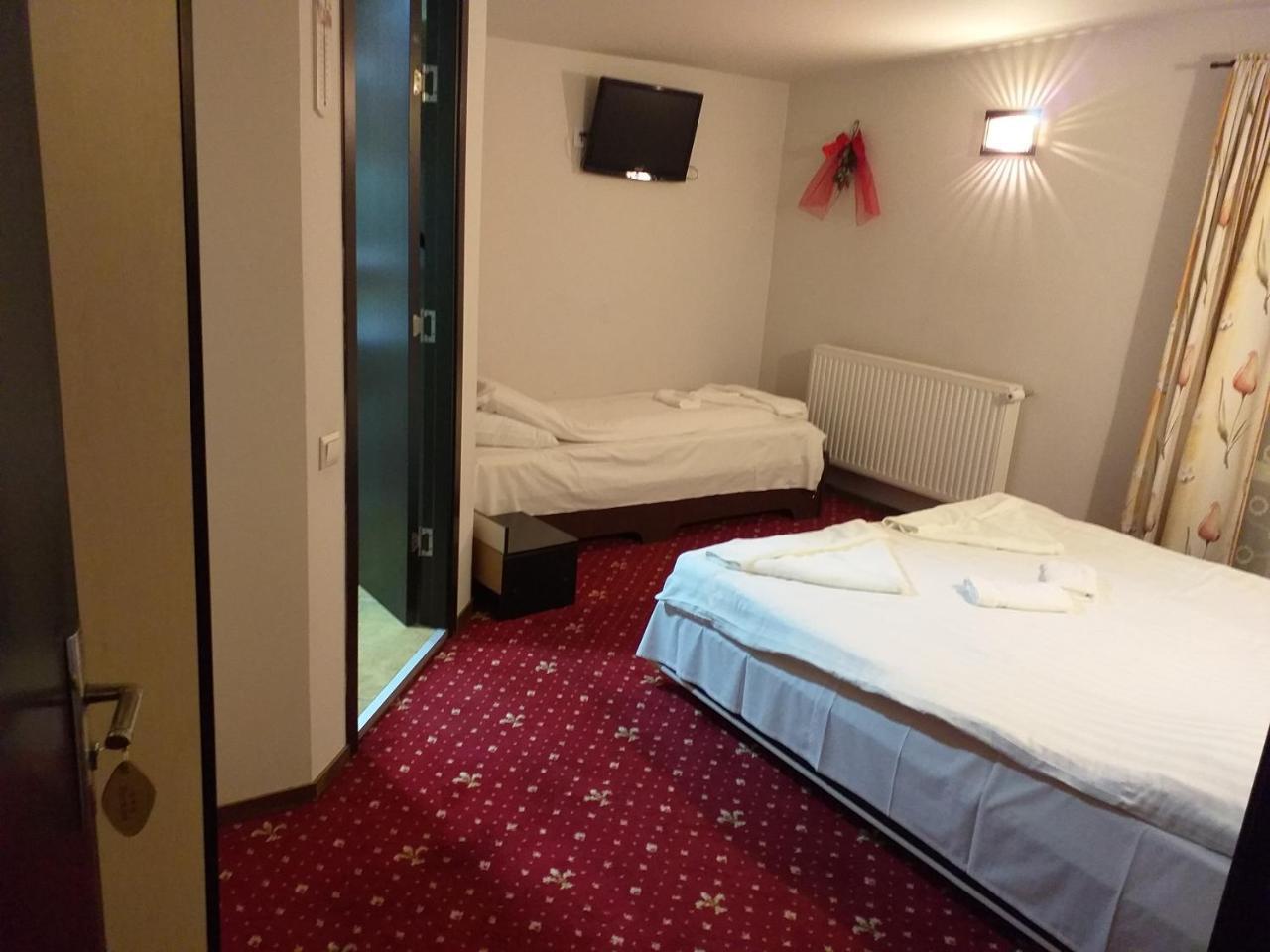 Casa Anemyra Hotel Săcele Екстериор снимка