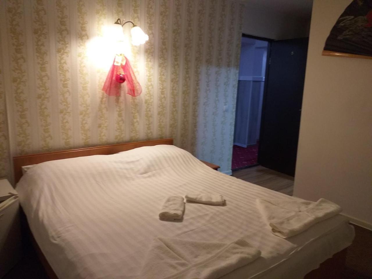 Casa Anemyra Hotel Săcele Екстериор снимка