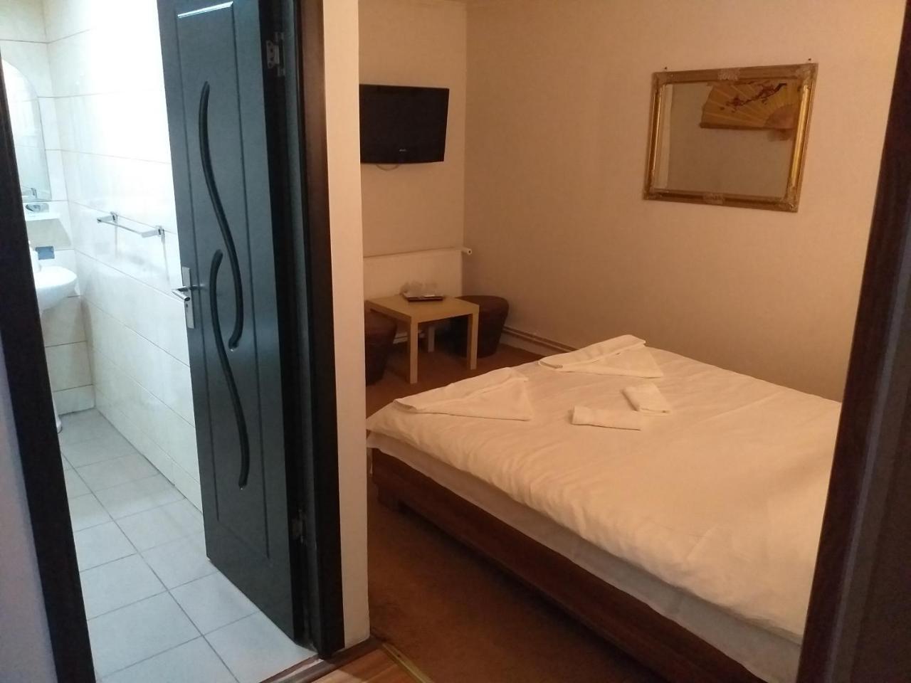 Casa Anemyra Hotel Săcele Екстериор снимка