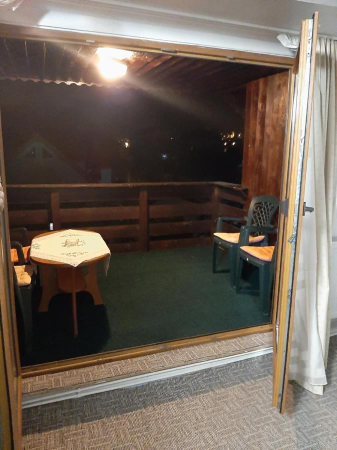 Casa Anemyra Hotel Săcele Екстериор снимка